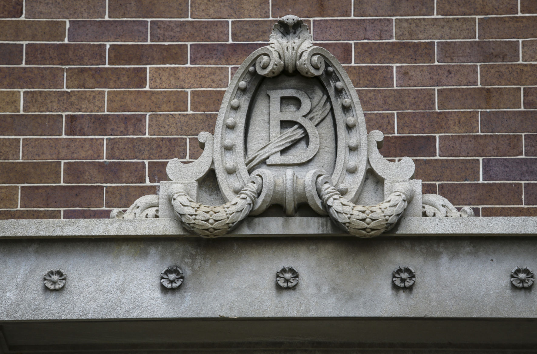 112817-BETTENDORF-MANSION-010